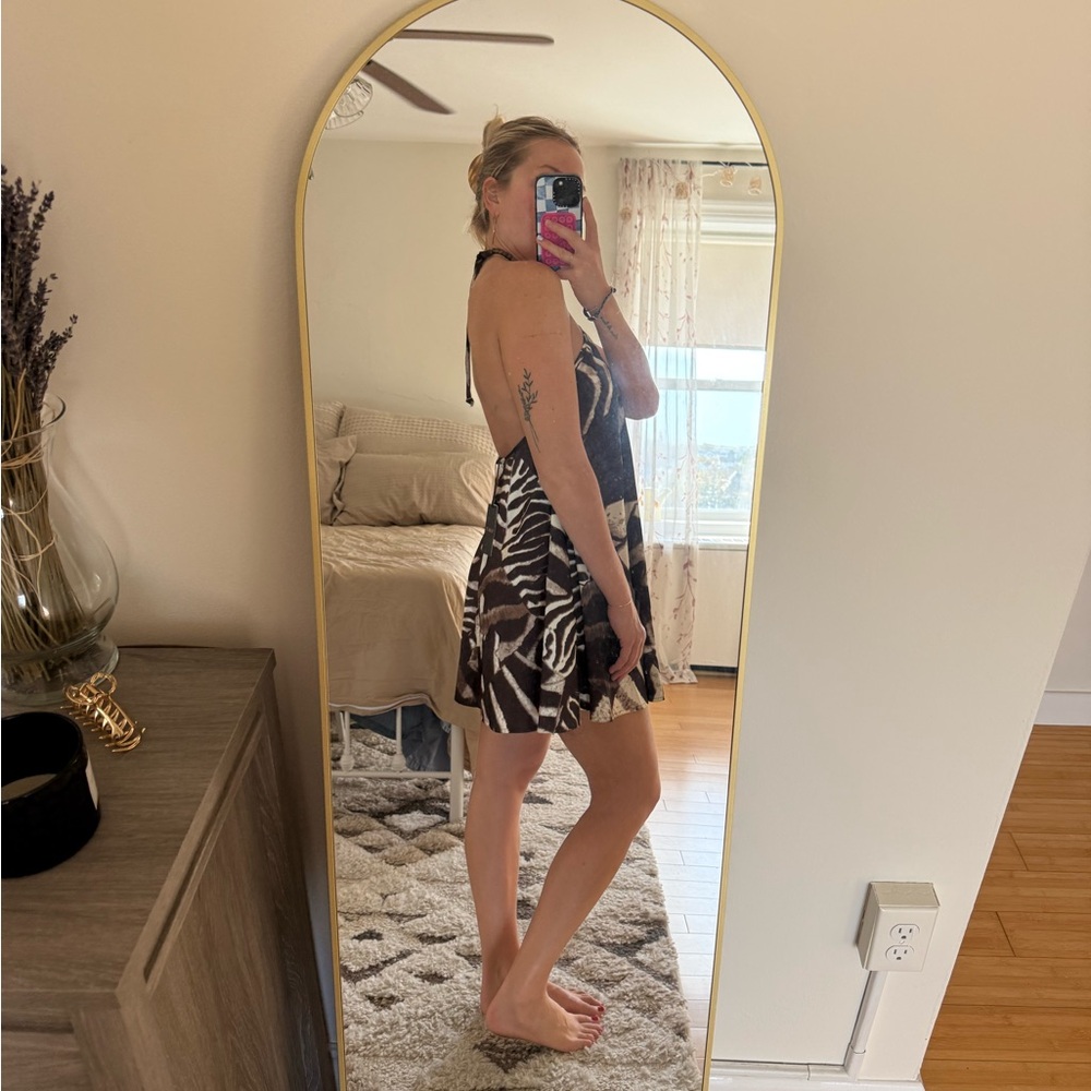 Vestis Brown and White Zebra Print Dress